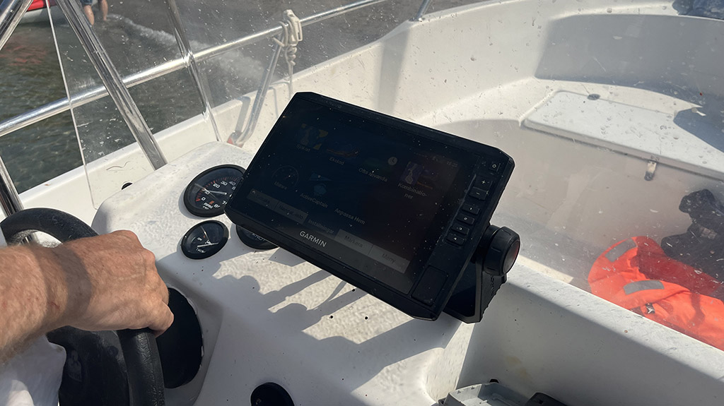 Ekolod från Garmin - Redaktionen testar ekolod under en fisketur.