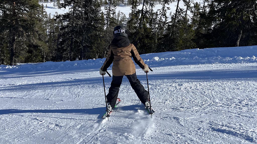 Bäst i test skidjacka barn - se bästa skidjackan.